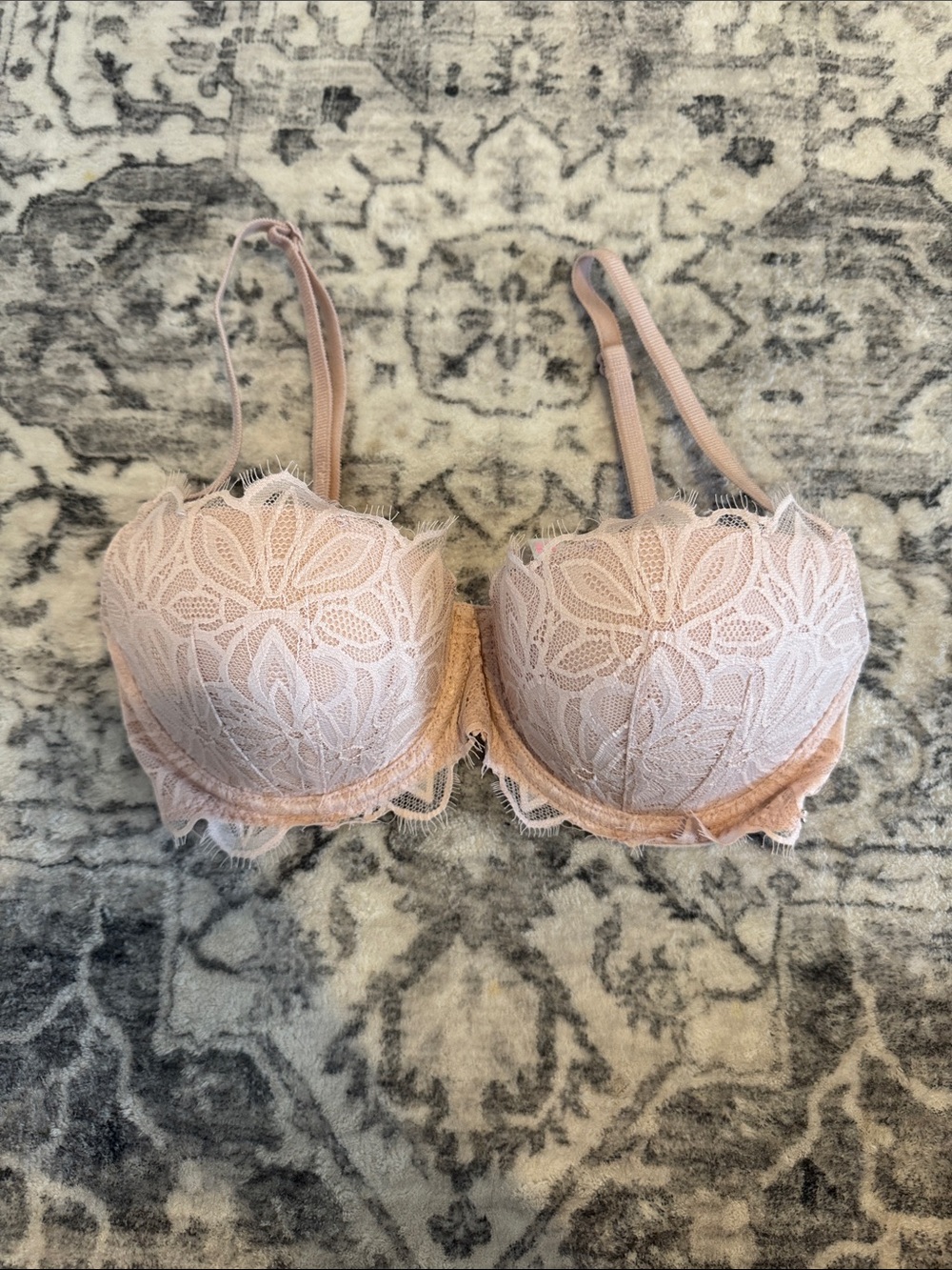 PINK Victoria's Secret Blush Lace Push-Up Bra